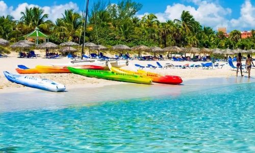 20 kms of the uninterrupted white sand beach…
