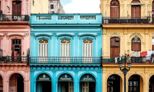 Your Travel Guide to Old Havana, The ___